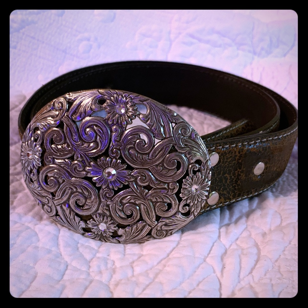 Nocona women’s western belt w/ buckle